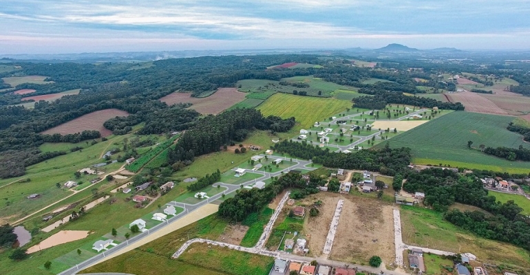 Como opção longe dos centros, JS Empreendimentos lança o Loteamento Reserva da Mata