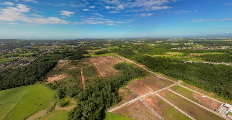 Em meio à natureza, JS Empreendimentos lança loteamento em Criciúma